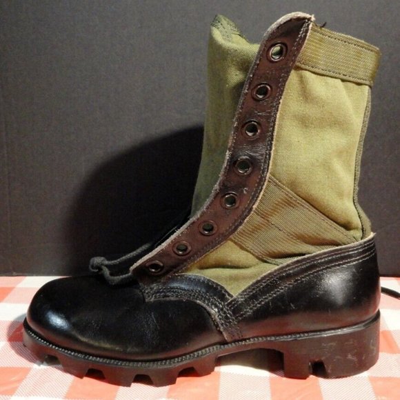 sz5W RO SEARCH NO YEAR VISIBLE COMBAT GREEN JUNGLE SINGLE LEFT BOOT ONLY SV 3075 main image 7